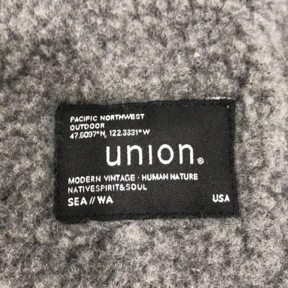 Union Men's Turner Teddy-Fleece Quarter-Zip Hoodie - Picture 4 of 6